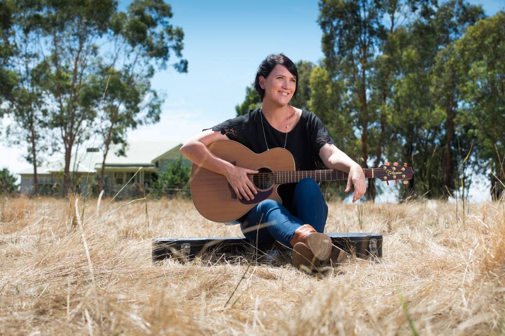 CAMPFIRES TOUR: Acclaimed singer/songwriter Sara Storer, of Bowna, is planning a very special road trip in 2019 to trace the journey of the three Aboriginal girls who walked the Rabbit Proof Fence to get home. Picture: MARK JESSER