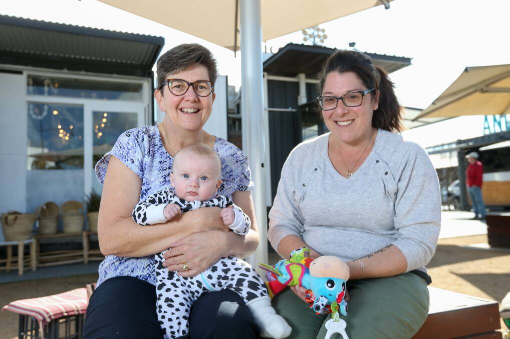 MUM-TASTIC: Border lactation consultant Wendy Pratt with new mum Romy Klotnick and 15-week-old Patrick Pearsall. Picture: TARA TREWHELLA