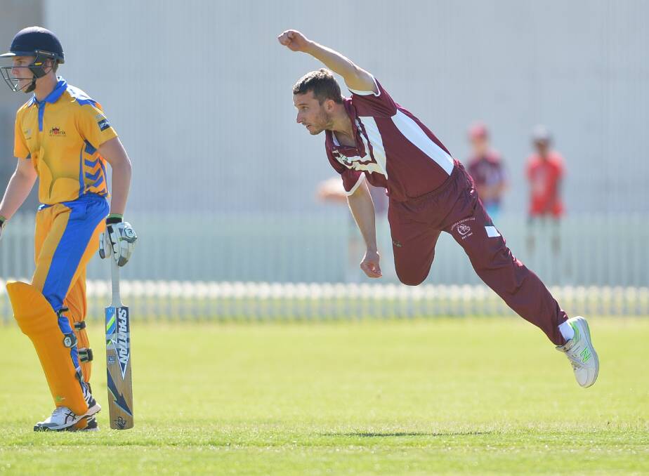 Highly-rated Wodonga paceman Cameron Suidgeest put everything into his bowling against New City on Saturday. Picture: MARK JESSER