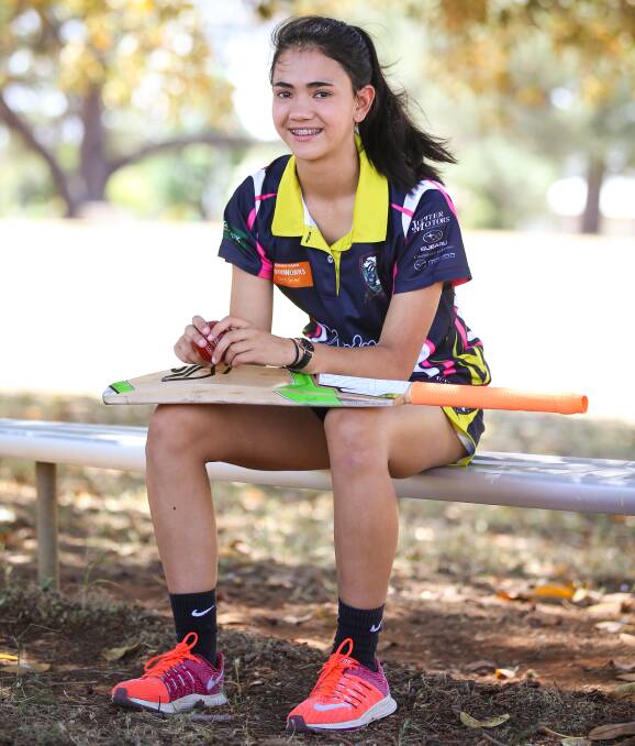 Gabby Sutliffe, 16, has defied her age to make the NSW Country under-18 girls cricket side. Picture: JAMES WILTSHIRE