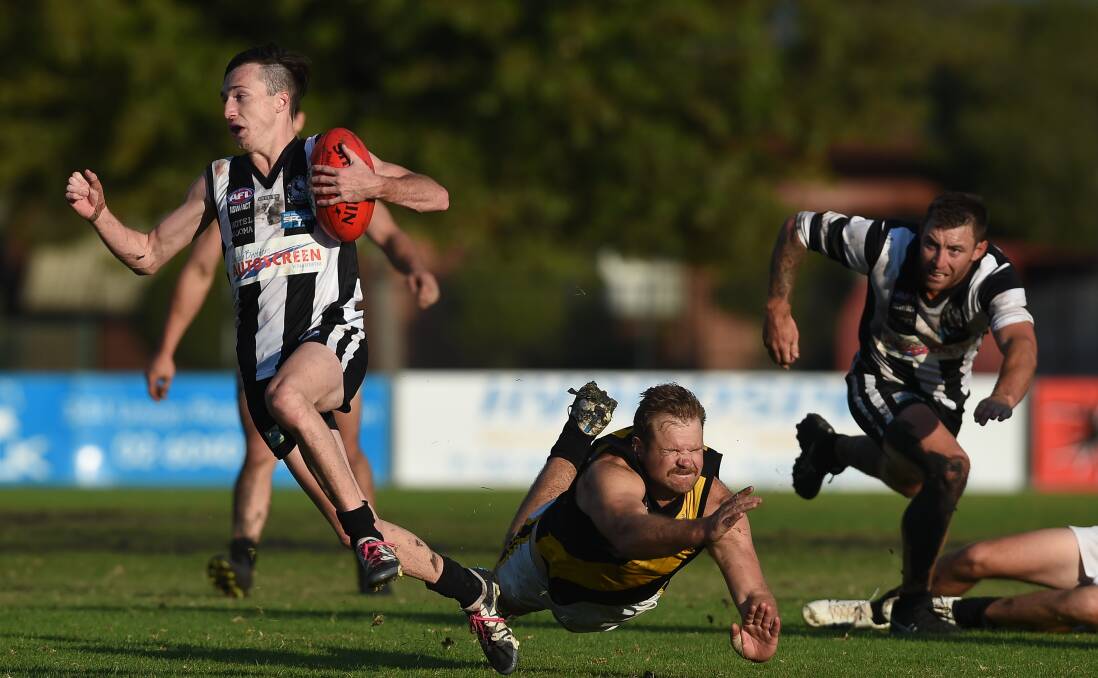 Murray Magpies and Osborne in action earlier this season.