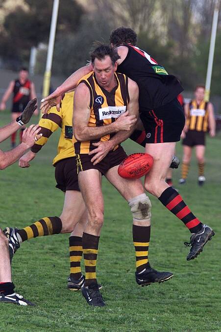 Greaves in action for North Wangaratta.