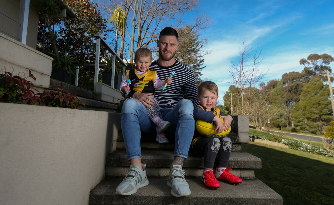 Wagga Tigers recruit Brayden O'Hara with his children Izaiah and Ivy. Picture: TARA TREWHELLA