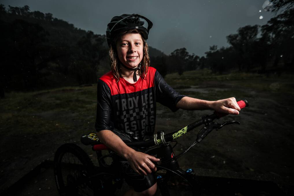 Ollie spends all of his spare time riding mountain bikes. The young gun is looking forward to the Victorian downhill championships.