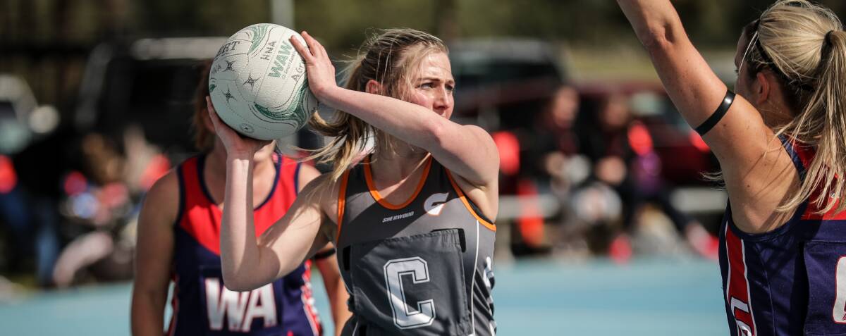 Sprightly Rand-Walbundrie-Walla centre April Lieschke looks for options during the preliminary final at Walbundrie.