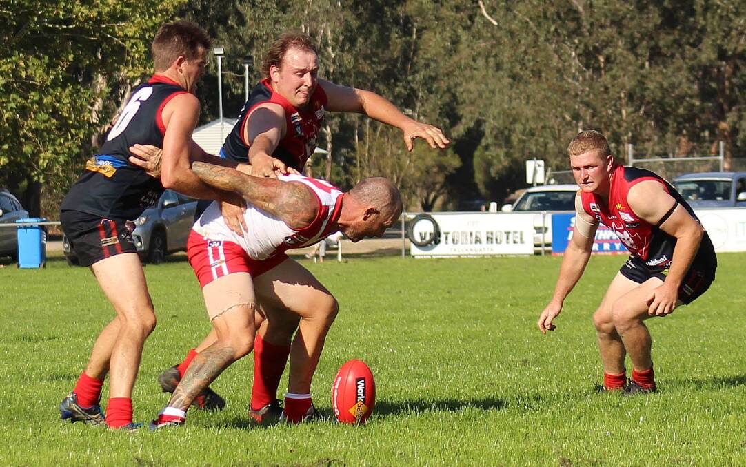 Federal will be looking to get numbers to the ball in Saturday's first semi-final against Tumbarumba. Picture: DEB HARRAP