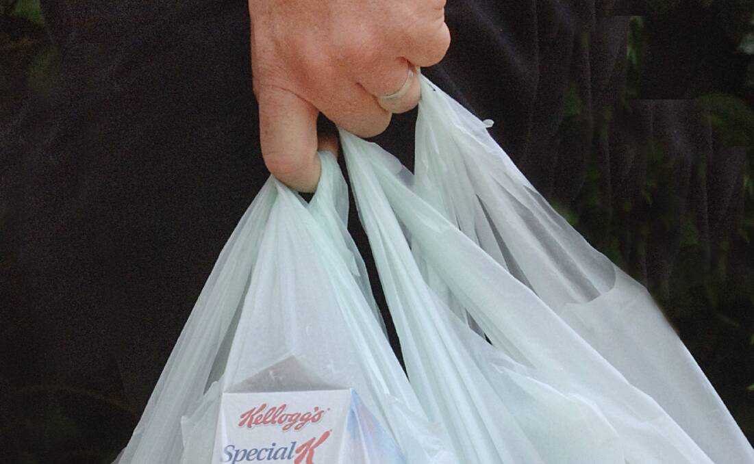 NO BAGGAGE: Lizette Salmon, of Wodonga, is keen to get Victoria on board with South Australia, Tasmania, ACT and Northern Territory with banning plastic bags.