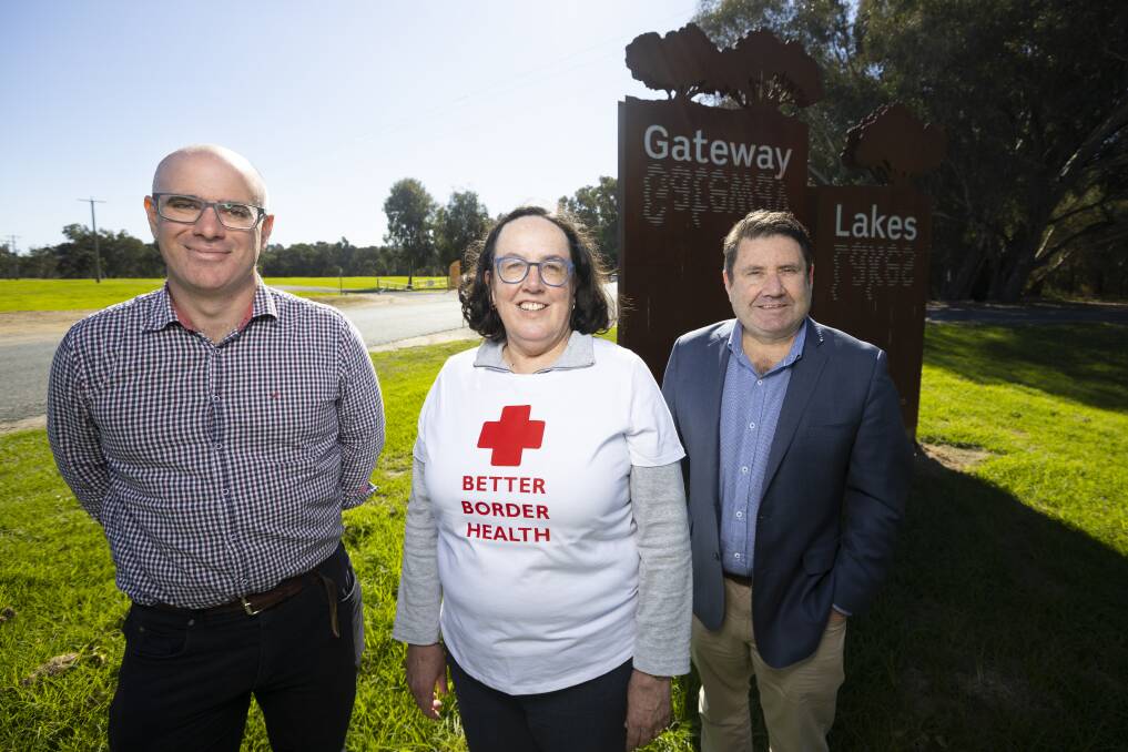 On location: David Clancy, Di Thomas and Craig Underhill at Wodonga's Gateway Lakes where a rally for a new hospital will be held on Sunday May 15. Picture: ASH SMITH