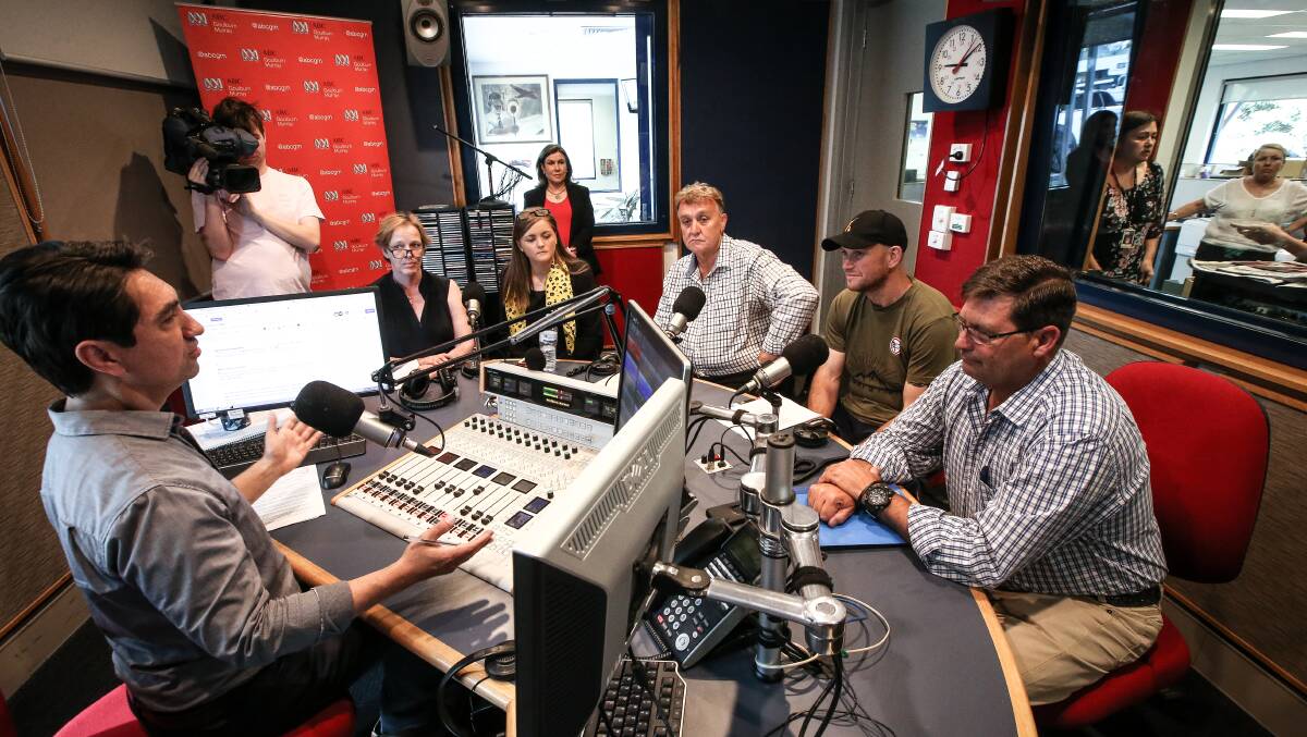 Round table: ABC Goulburn Murray host Joseph Thomsen speaks to Benambra candidates Jenny O'Connor, Jacqui Hawkins, Mark Tait, Josh Knight and Bill Tilley about issues affecting Benambra. Picture: JAMES WILTSHIRE 