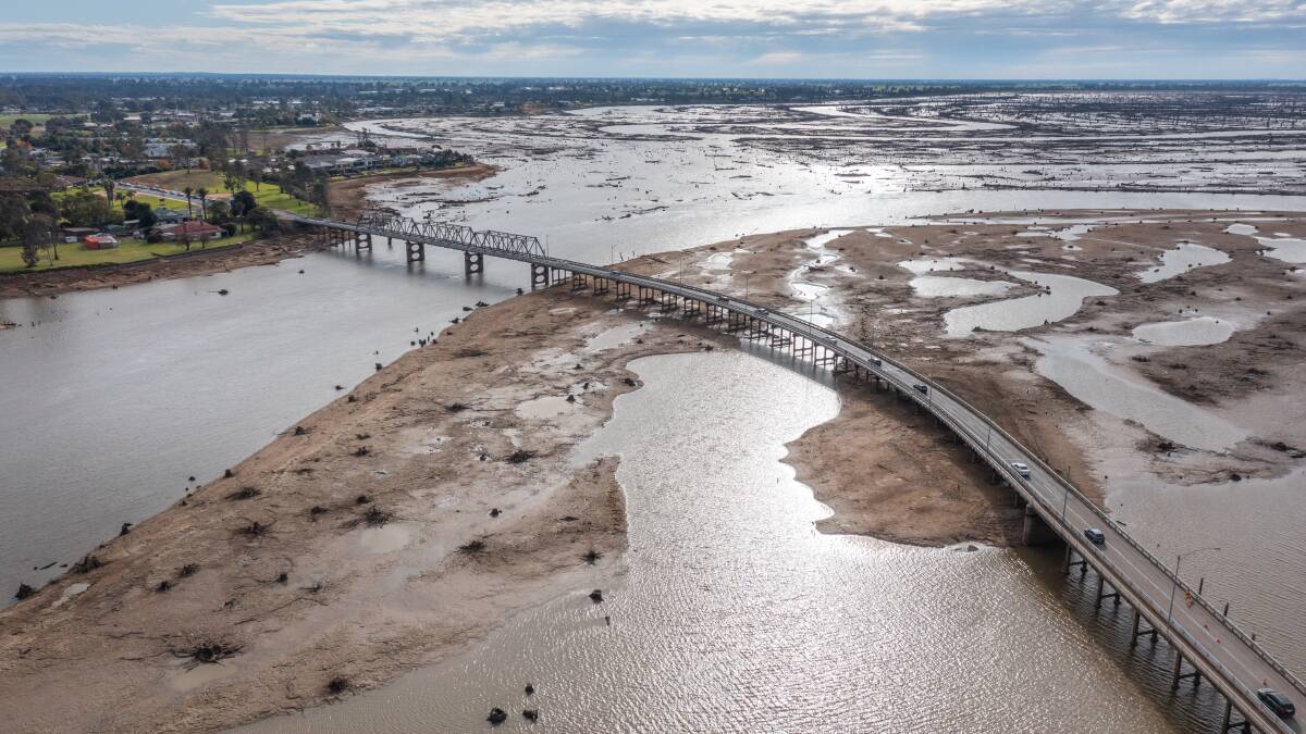Stark sight: The draining of Lake Mulwala has made for a different than usual vision for those who cross the bridge between states. Picture: MARK JESSER