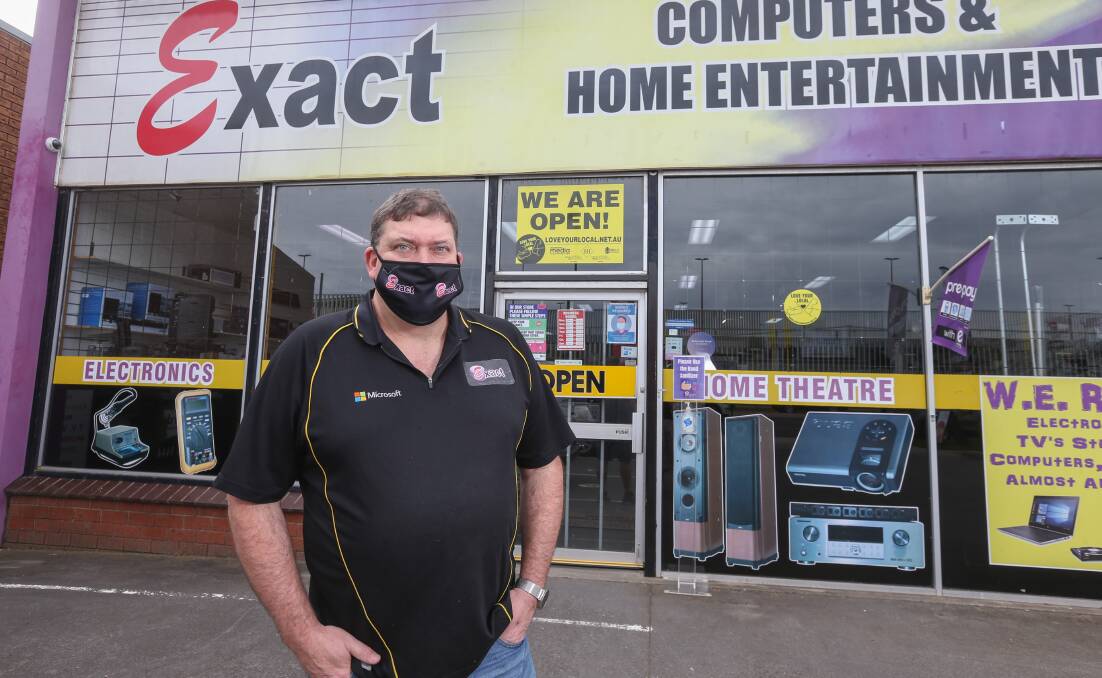 Waiting to see: Wodonga Retailers president Greg Haysom in his computer store. He expects mask-wearing to influence shopping plans. Picture: TARA TREWHELLA