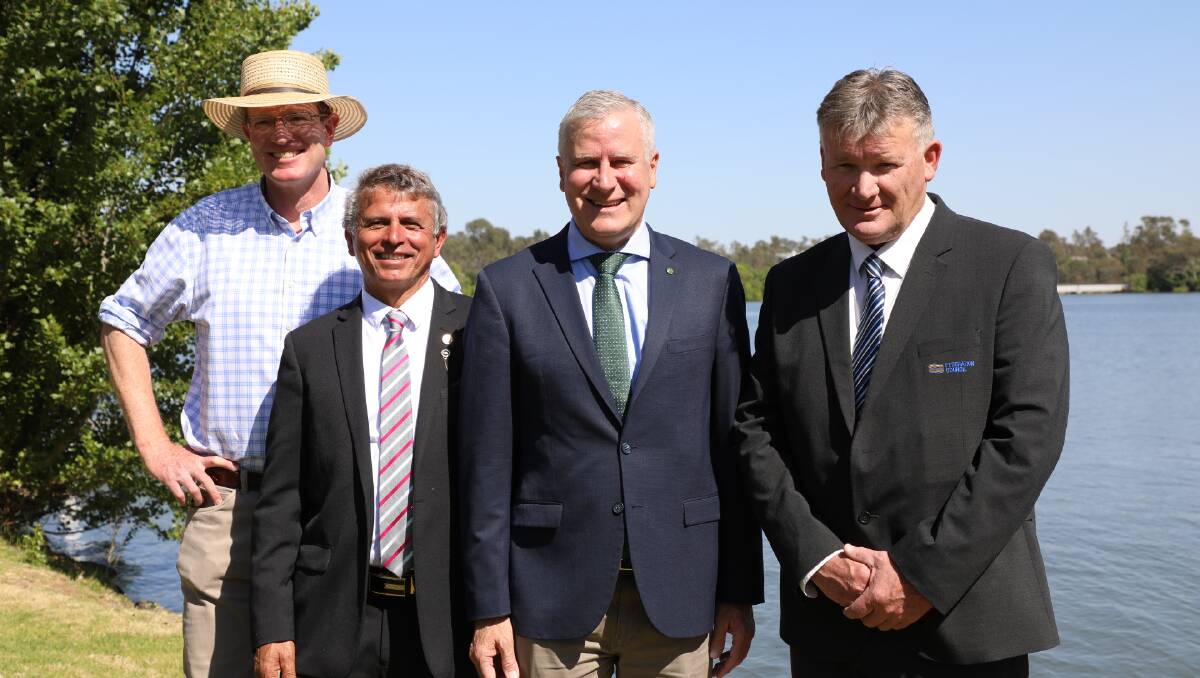 Lakeside: Assistant Minister to the Deputy Prime Minister Andrew Gee, Moira mayor Libro Mustica, Deputy Prime Minister Michael McCormack and Federation mayor Pat Bourke at Yarrawonga on Thursday.
