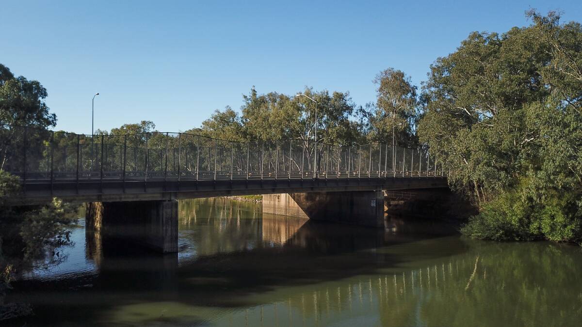 Deal reached: The Union bridge linking Albury and Wodonga over the Murray River. On Friday a new tie-in between the cities will be confirmed and outlined.
