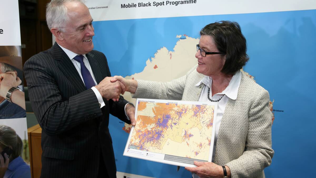 Flashback: Cathy McGowan with Malcolm Turnbull after the first round of blackspot funding in 2015. After the latest announcement Indi has 38 towers approved to be built by 2018.