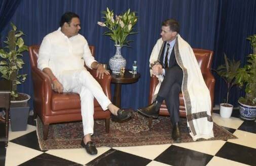 The speaker of the Maharashtra Legislative Assembly speaker Rahul Narwekar meets with Justin Clancy in his parliamentary building in the city of Mumbai earlier this week. Picture supplied