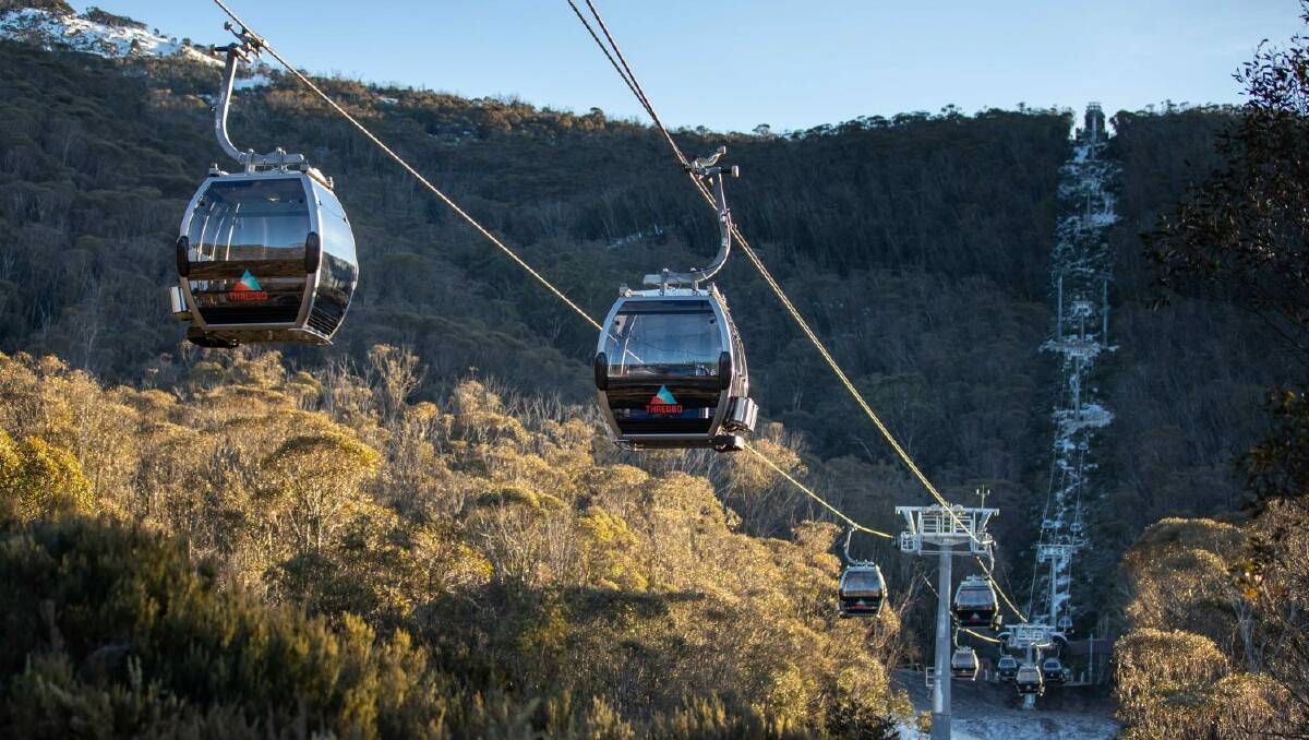 Catalyst: The gondola at Thredbo in the Snowy Mountains was an inspiration for Wodonga councillor John Watson who would like a cable ride on Huon Hill. Picture: THREDO RESORT