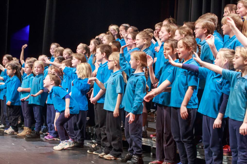 Cross border: Wodonga primary school students form a choir to perform at the eisteddfod in Albury in 2017.