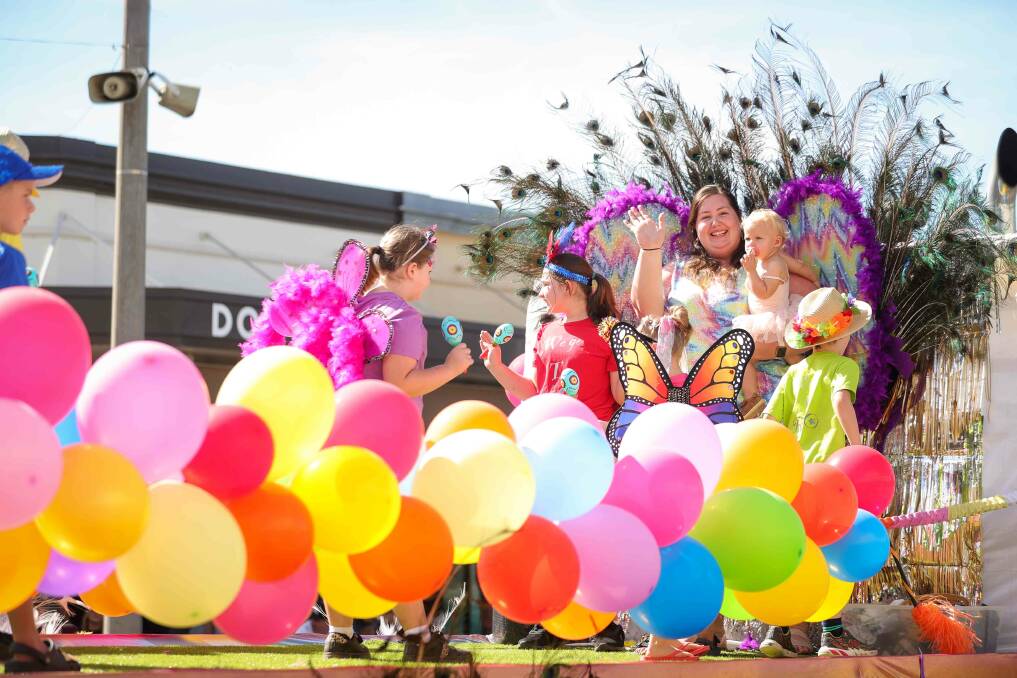 Lowesdale Public School were in the carnival spirit at the Corowa Federation Parade on Sunday, January 28. Picture by James Wiltshire 