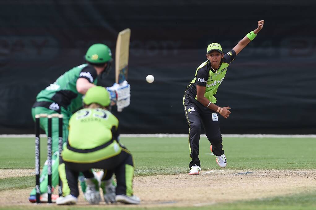 Sydney Thunder's Harmanpreet Kaur won the player of the match award in last year's inaugural Border Bash, posting an unbeaten 30 and 4-27.