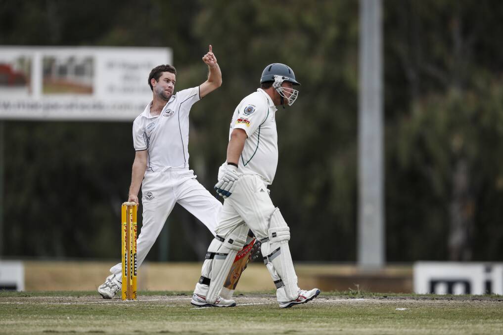 East Albury quick Cameron White will have to use his vast experience at North Albury's Bunton Park, according to his coach.