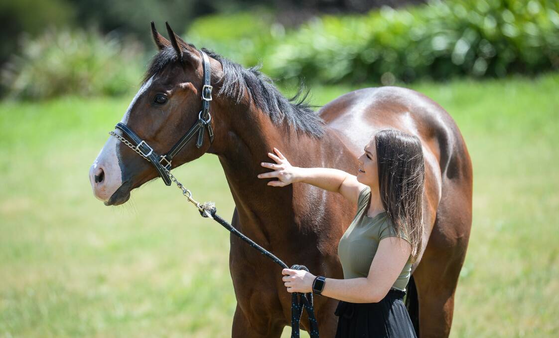 HOLLEE HOPING: Apprentice jockey Hollee Bohr-Howell will trial with All Kitted Out at Albury, while mum Jodie Bohr chases Sydney success. Picture: MARK JESSER