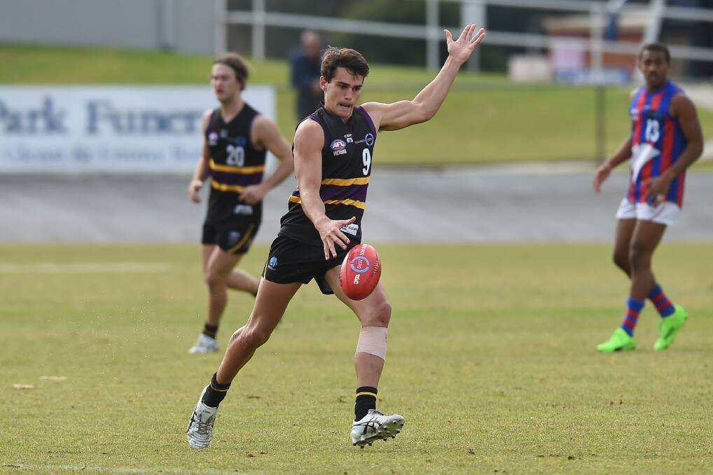 Murray Bushranger Mat Walker has been named to play his first game for Albury in the grand final against Wangaratta.