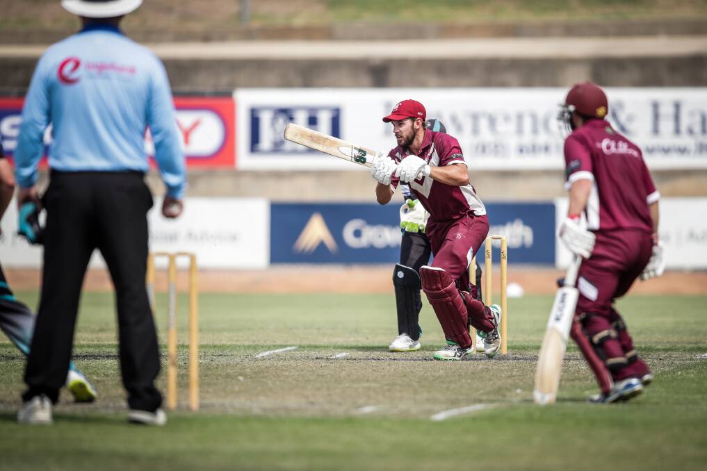 TORNADO TOM: Wodonga's Tom Johnson almost ended Lavington's unbeaten
streak with a superb 98 not out, but the Panthers edged home.
Picture: JAMES WILTSHIRE