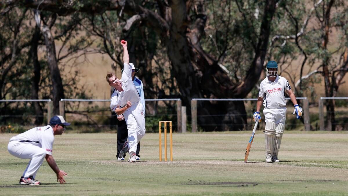 WICKET-TAKER: Kiewa's Ryan de Vries destroyed Eskdale with a scintillating spell, claiming 6-7 as the visitors capitulated for only 27. Picture: SIMON BAYLISS