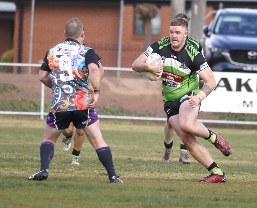 Albury Thunder's Reece Clegg carries the ball in attack against Southcity. Picture: THE DAILY ADVERTISER