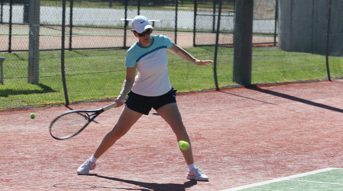 GREAT CAUSE: Helen Curtis was one of the players to tackle the Wodonga Tennis Centre's FightMND 27 challenge over the weekend. Picture: TARA TREWHELLA