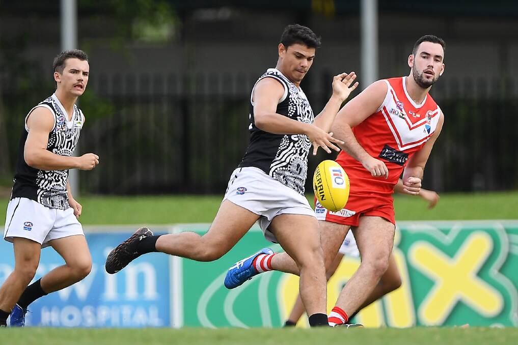 EMERGING DEFENDER: Promising Palmerston player Tyrrell Lui
has signed with Wodonga Raiders, along with team-mate
Ryan Warfe. Picture: FELICITY ELLIOTT - AFLNT MEDIA