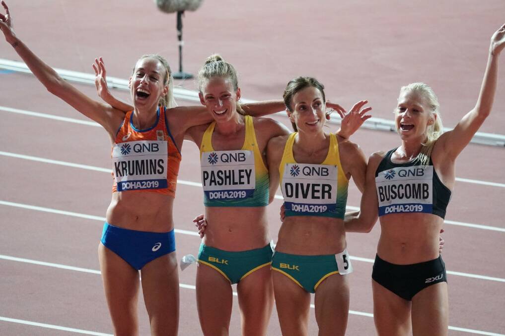 Ellie Pashley (second from left) ahead of the London Marathon, last October. Picture: ATHLETICS AUSTRALIA