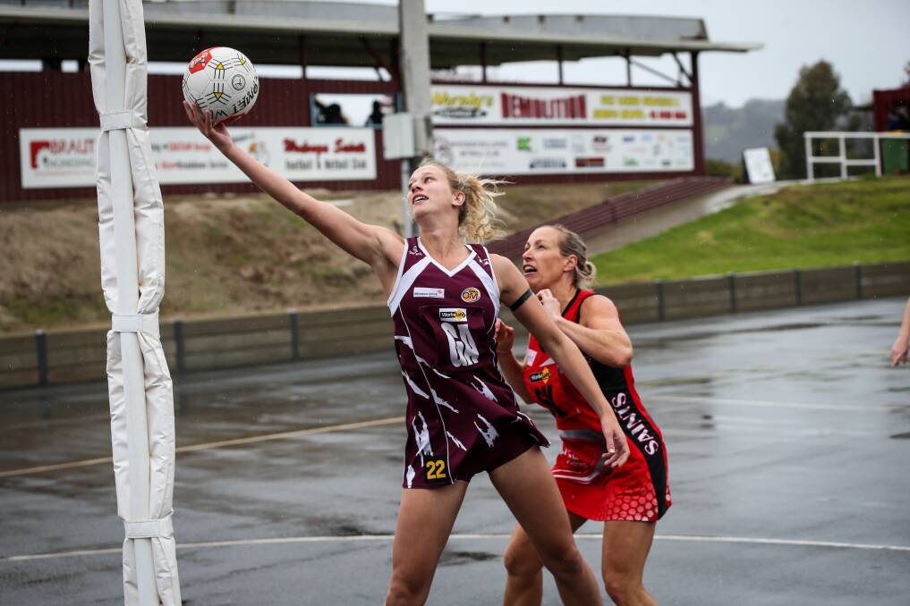 Maggie Young will return to the O and M with Lavington after playing in Wodonga's 2015 flag.