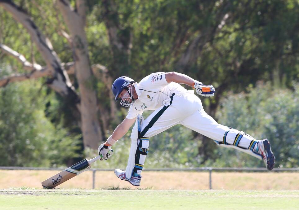 North Albury's Brendan Simmons scored an unbeaten 58 from 87 balls in the team's thumping of East Albury at Bunton Park.