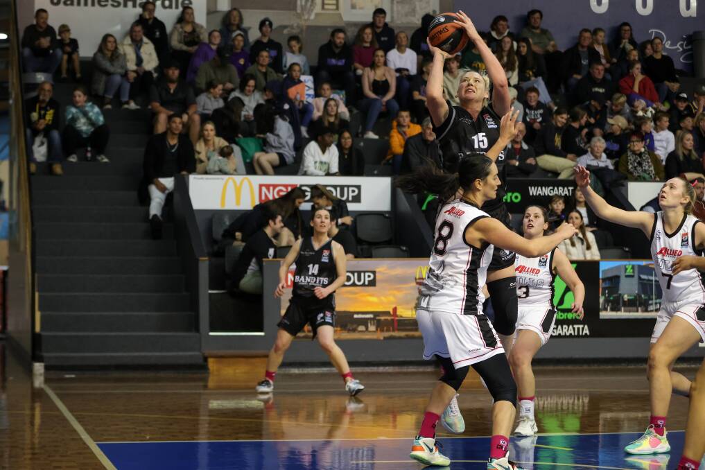 Lauren Jackson played for the Bandits in 2022.