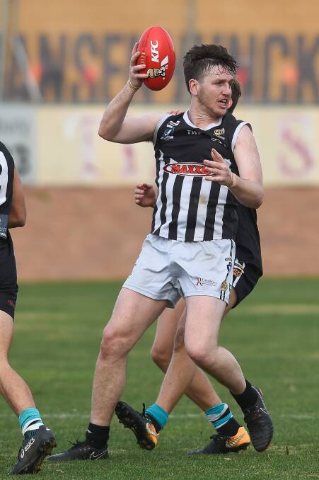 Porter previously played for Werribee joining Wangaratta in 2017.