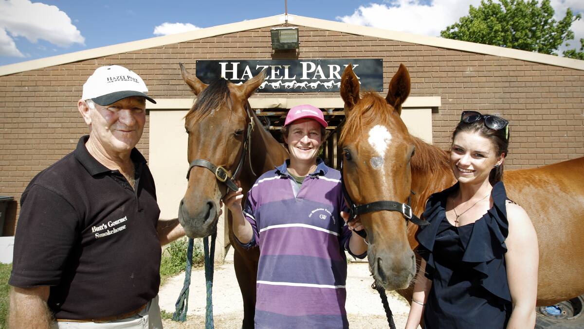TRIPLE TREAT: Trainer Donna Scott (centre) will saddle-up three runners at Albury on Tuesday.