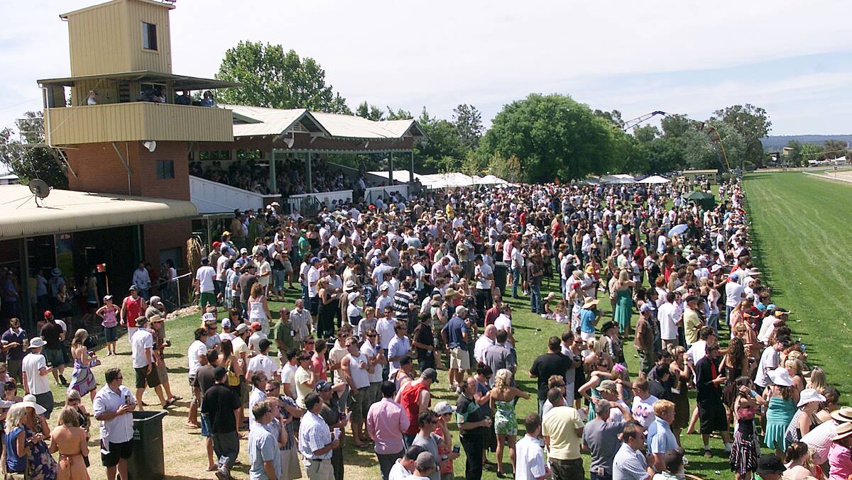 TRADITION: The Boxing day races at Wodonga always attracted big crowds before its demise last year. Albury Racing Club will host its inaugural Boxing day meeting next week.