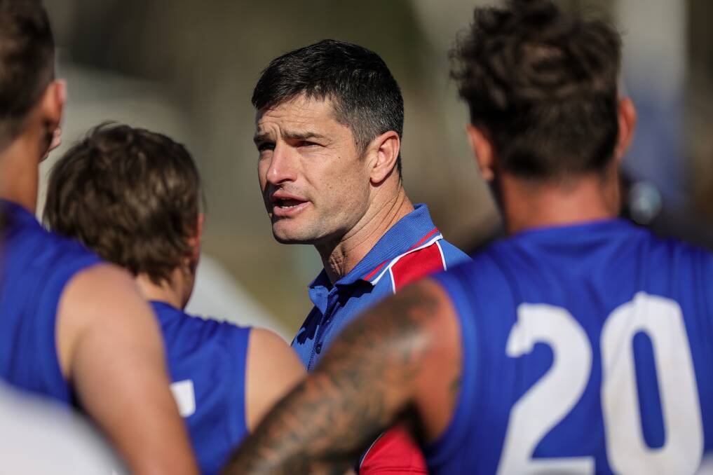 Mackie started his coaching tenure at the kennel with an upset win over last year's grand finalists Holbrook.