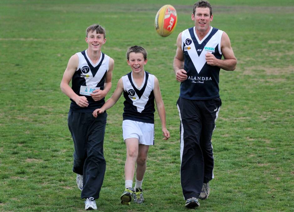 Teunon with his sons Henry and Will in the lead-up to the 2012 decider.