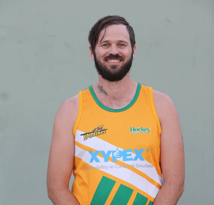 IMPORTANT: The experienced Leigh Foulston makes his way back into the Spitfires' side for its double-header against Central at Albury Hockey Centre this weekend. Picture: KYLIE ESLER