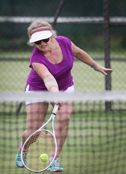 CLOSE CALL: Anni Connelly teamed with Norelle Webb, Pat Johnson and Chris Denby to hold off a strong charge against Jones in Tuesday ladies pennant.