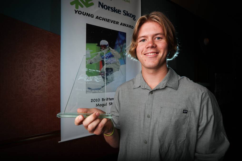 NIGHT TO REMEMBER: Yackandandah mountain bike rider Ben Zwar claimed the 2018 Norske Skog Young Achiever of the Year Award.