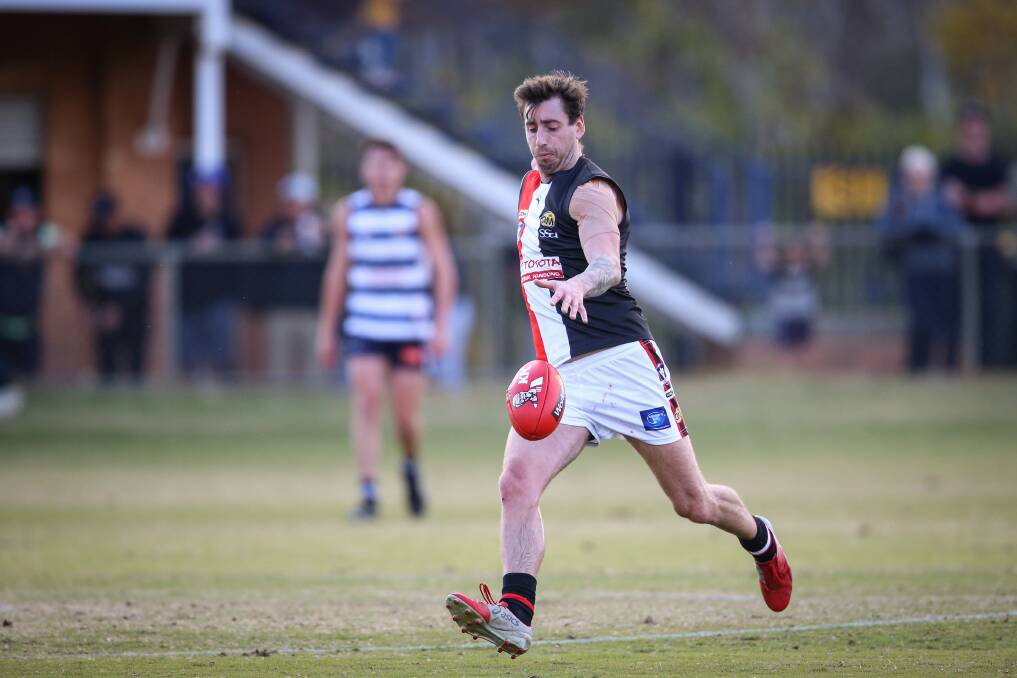 Check out the Ovens and Murray, Tallangatta and Hume teams