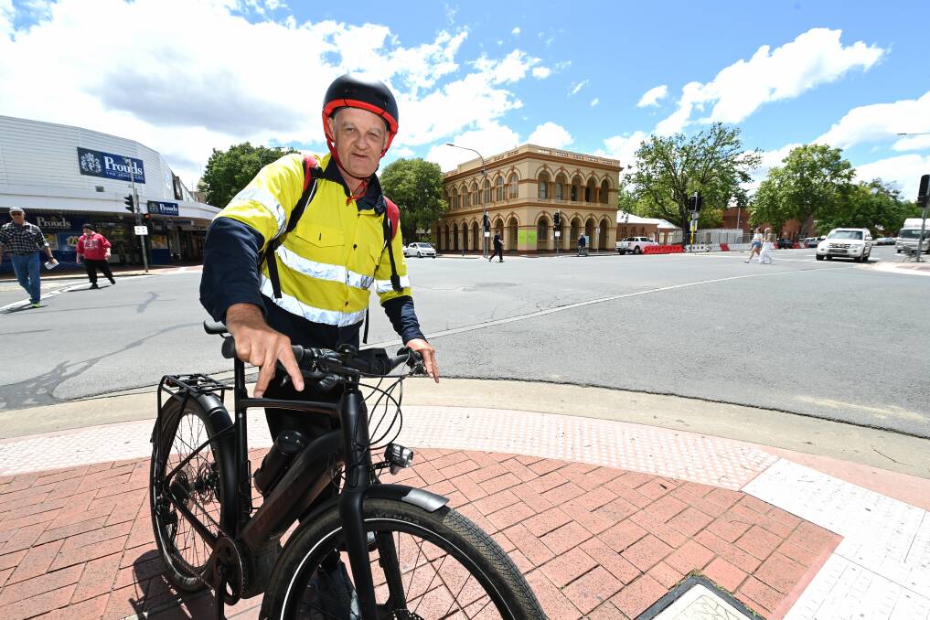 Lavington man Ronald Raymond regularly rides to work and welcomes Albury Council's plan to create a CBD loop of accessible bike lanes by early 2024. Picture by Mark Jesser