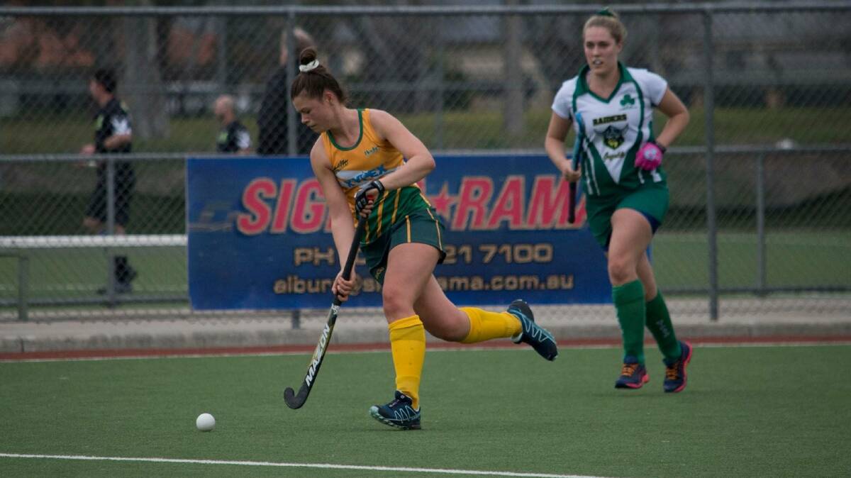 Grace Ronnfeldt's late goal salvaged the scoreline for the Spitfires women against University of Canberra on Saturday.