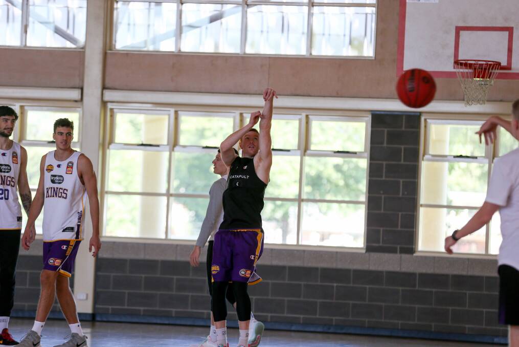 HARD WORK: Sydney Kings rookie Angus Glover trained with the side in Albury for two weeks. Picture: TARA TREWHELLA