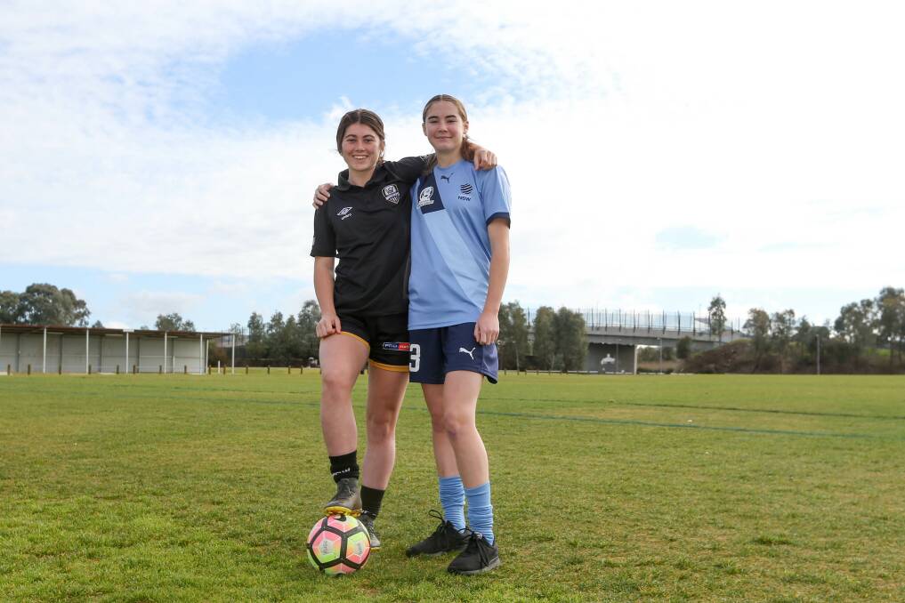 STATE DUTIES: Albury's Piper Lockley-Hinschen and Zarlie Goldsworthy will contest their final National Youth Championship with NSW Country at Coffs Harbour next week. Picture: TARA TREWHELLA