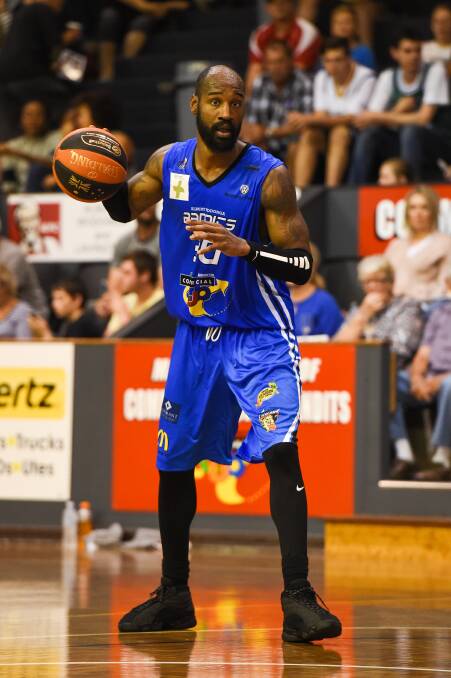 CONSISTENT PERFORMER: Star big man TJ Robinson was brilliant once again for the Bandits, scoring 23 points and pulling in 15 rebounds on Friday night.