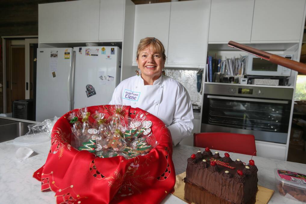 TAKE THE CAKE: Elene Wood donated cakes from cancelled wedding bookings to frontline workers during the bushfires and ongoing COVID pandemic. Pictures: TARA TREWHELLA
